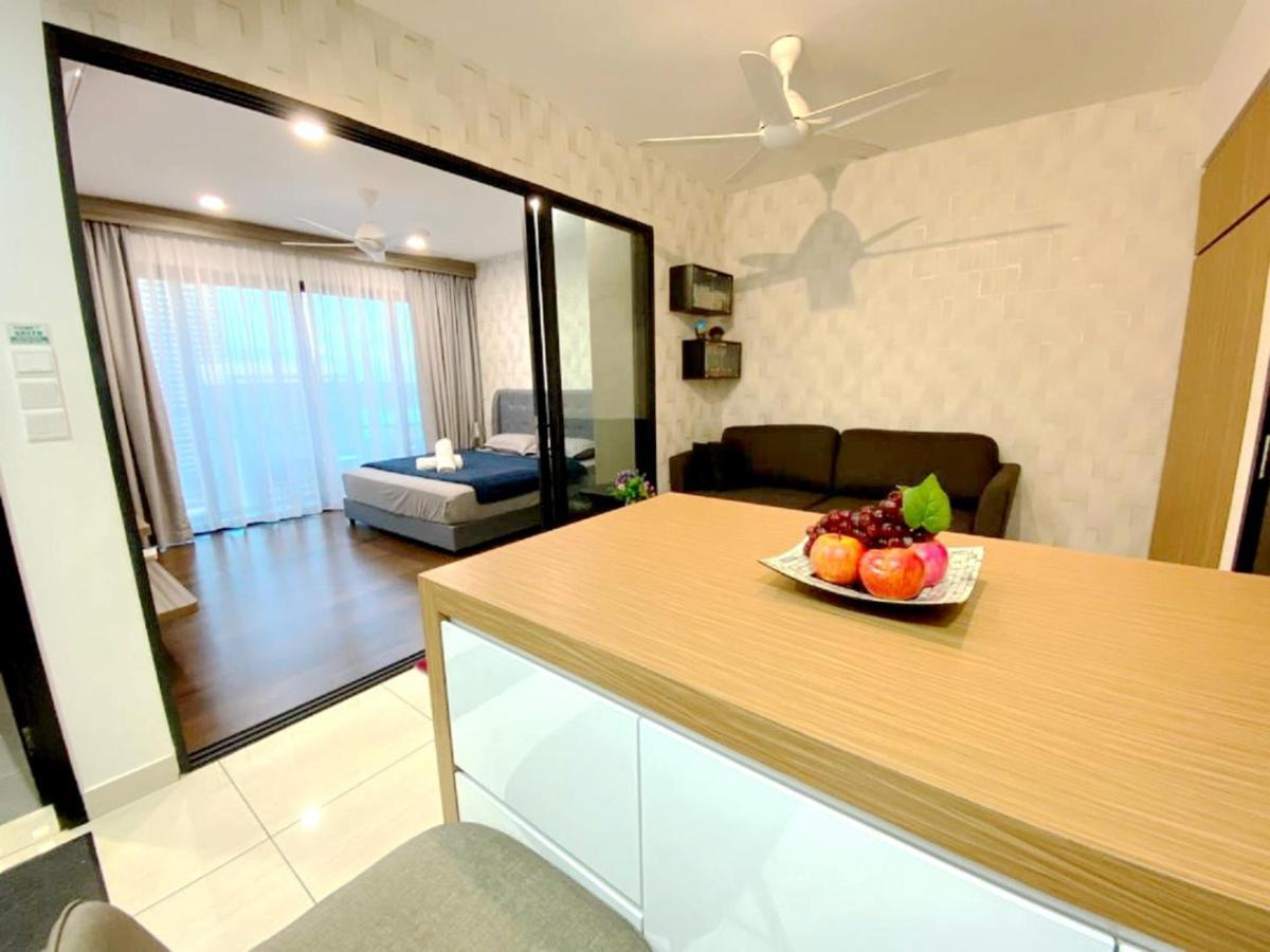 Almas Suites Puteri Harbour نوساجايا المظهر الخارجي الصورة