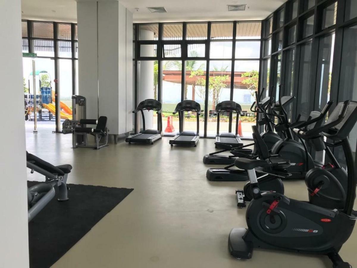 Almas Suites Puteri Harbour نوساجايا المظهر الخارجي الصورة
