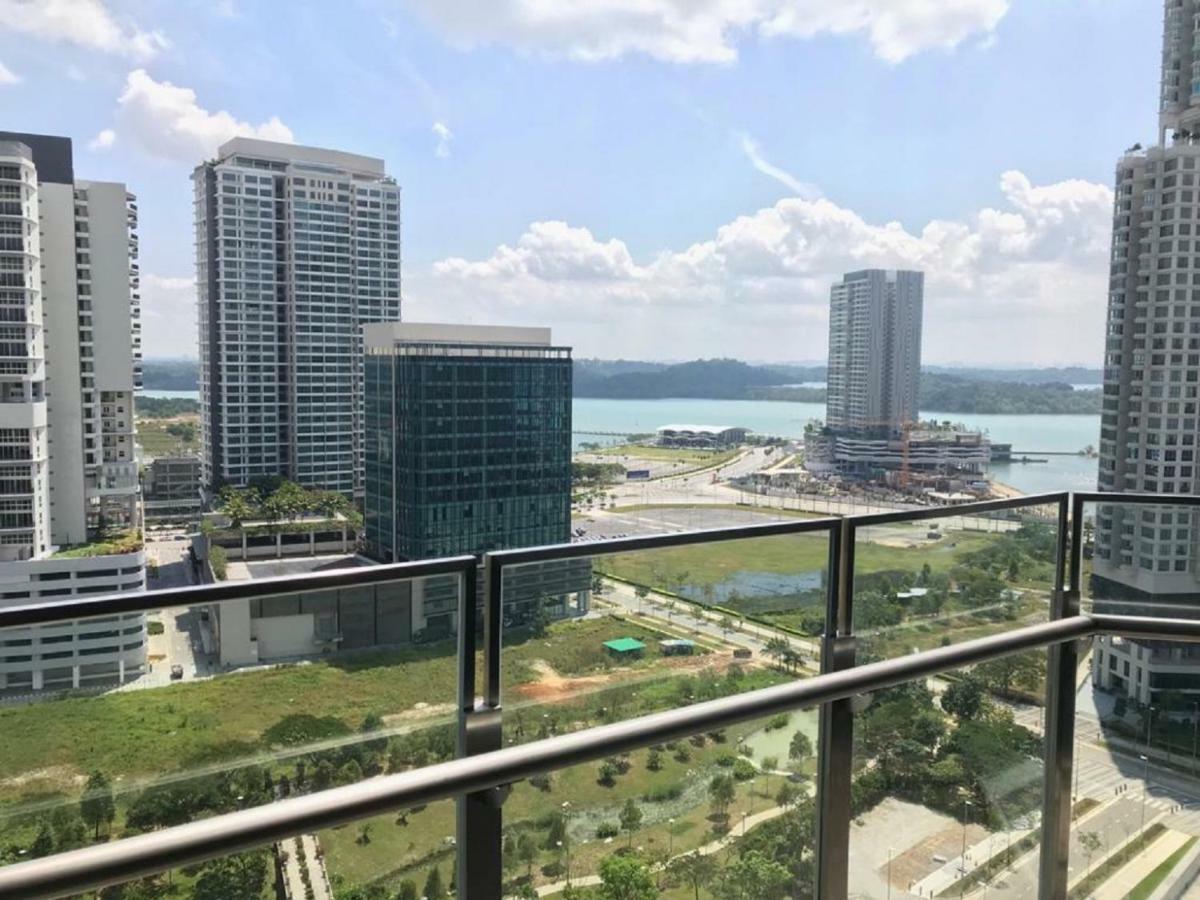 Almas Suites Puteri Harbour نوساجايا المظهر الخارجي الصورة
