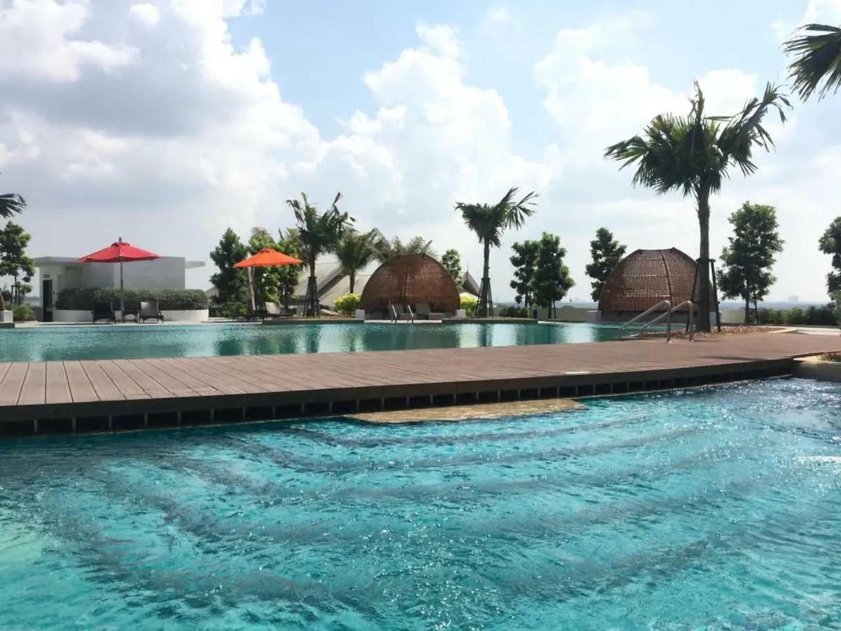 Almas Suites Puteri Harbour نوساجايا المظهر الخارجي الصورة